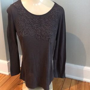 H&M lightweight top w/ detail bodice, medium